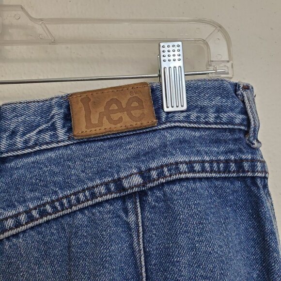 Vintage Lee baggy fit high waisted jeans with jeweled button - Picture 9 of 12